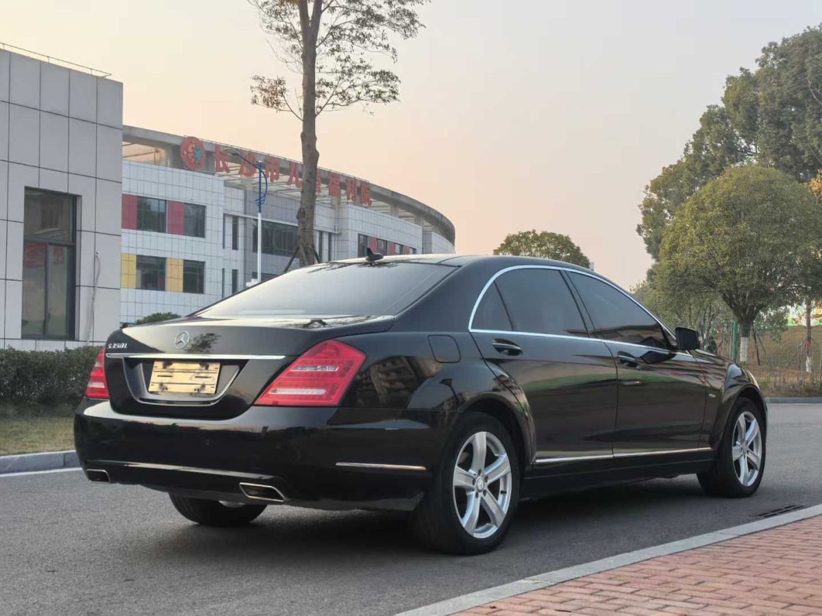 奔馳 奔馳S級(jí)  2012款 S 500 L 4MATIC Grand Edition圖片