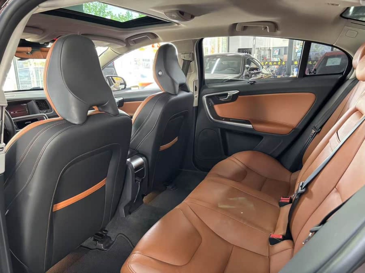 沃爾沃 S60  2015款 L 2.0T T5 智馭版圖片