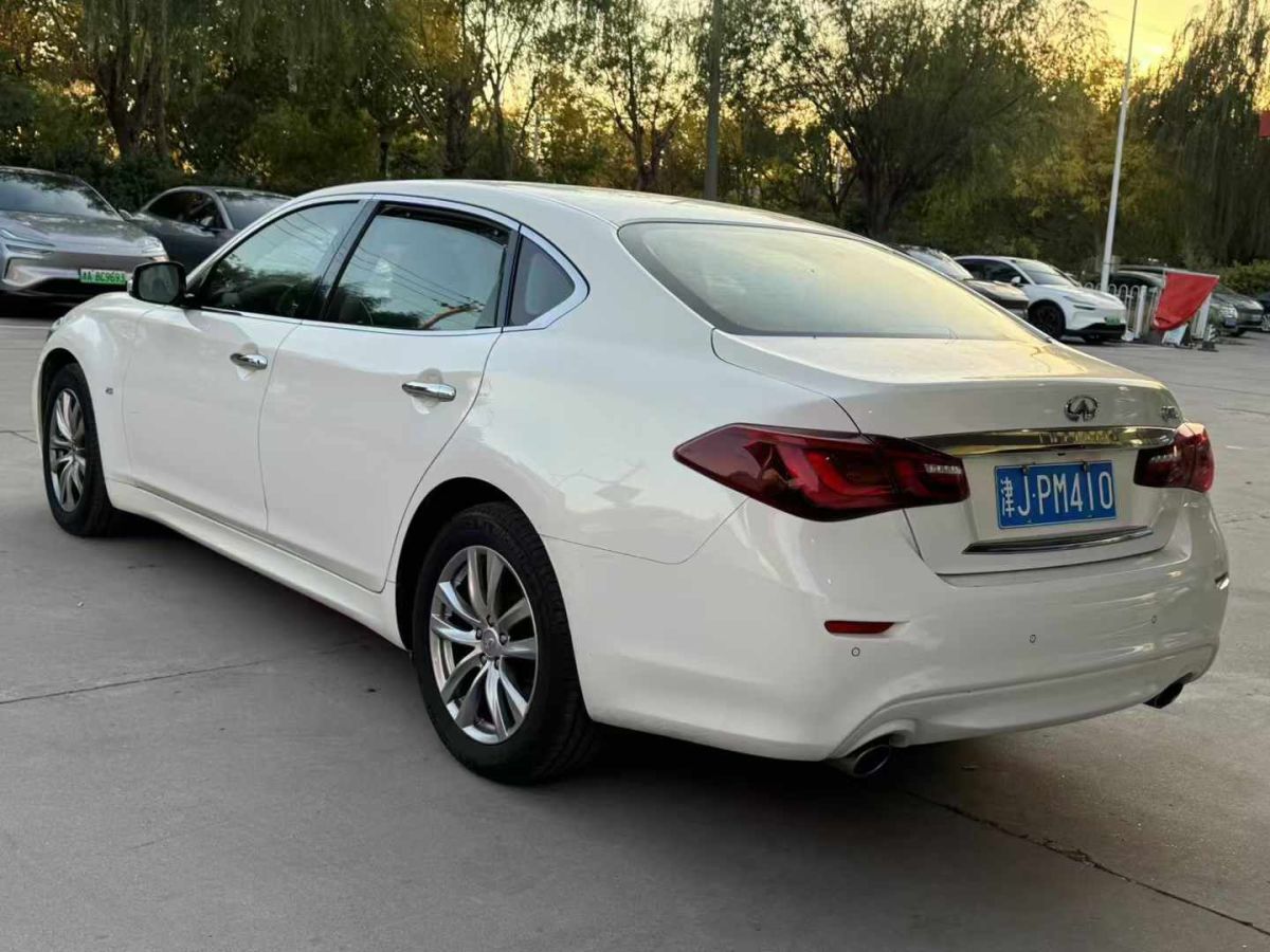 英菲尼迪 Q70  2015款 Q70L 2.5L 精英版圖片