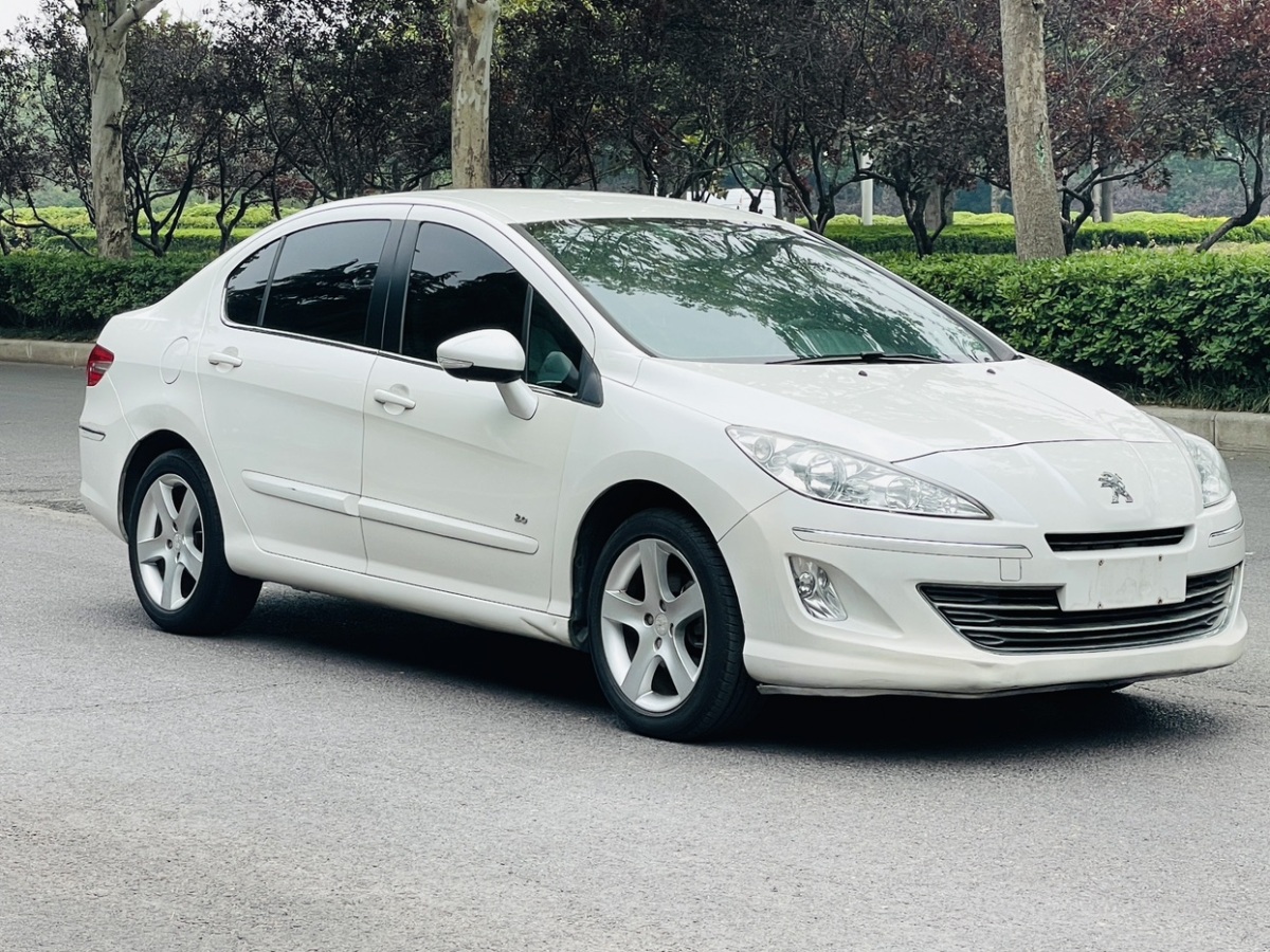 標(biāo)致 408  2013款 2.0L 自動舒適版圖片