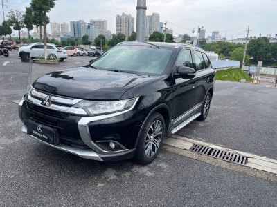 2017年10月 三菱 歐藍(lán)德 2.0L 兩驅(qū)榮耀版 5座圖片