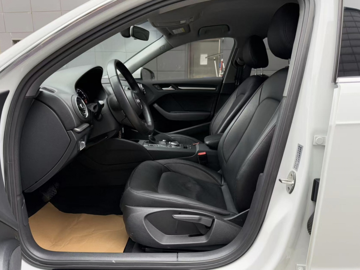 奧迪 奧迪A3  2019款 Sportback 35 TFSI 進(jìn)取型 國(guó)VI圖片