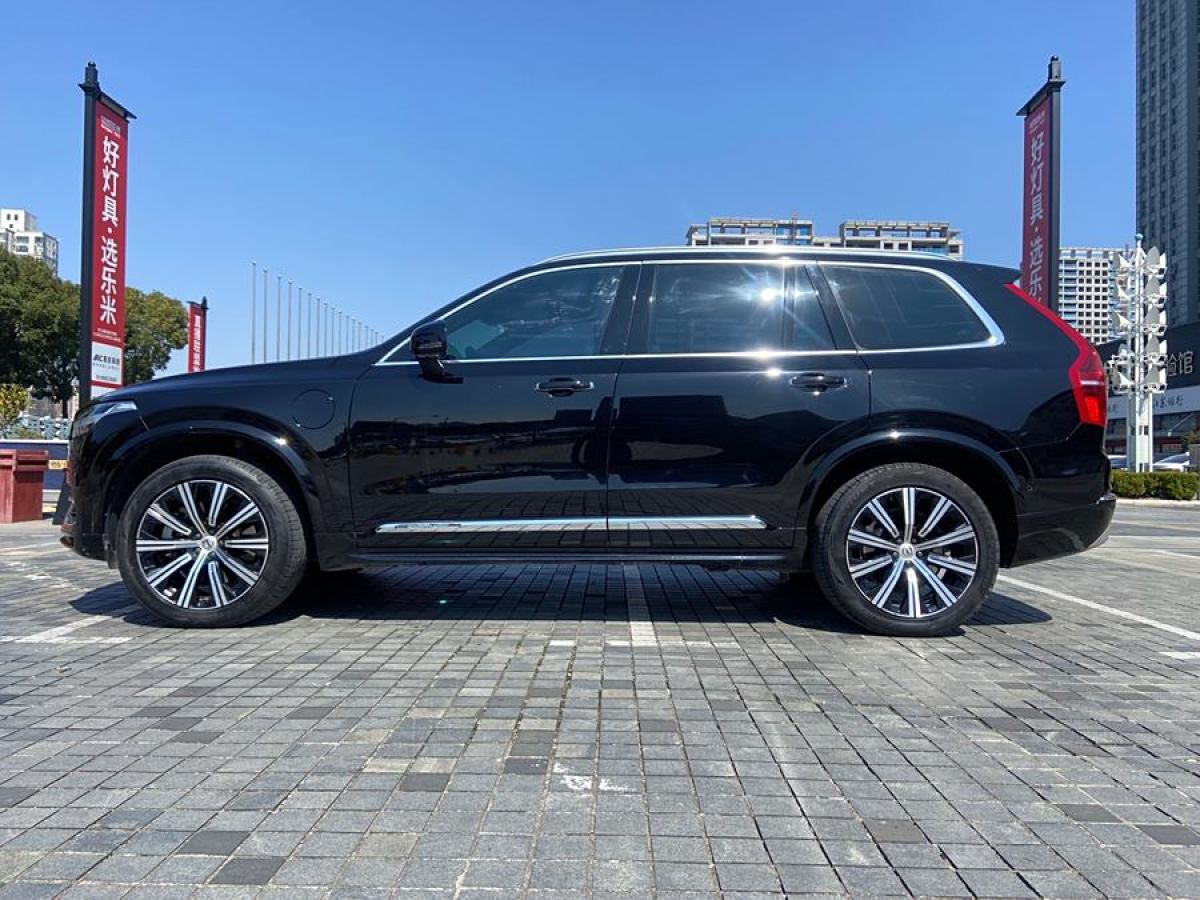 沃爾沃 XC90新能源  2022款 改款 E驅(qū)混動 T8 智尊豪華版 7座圖片