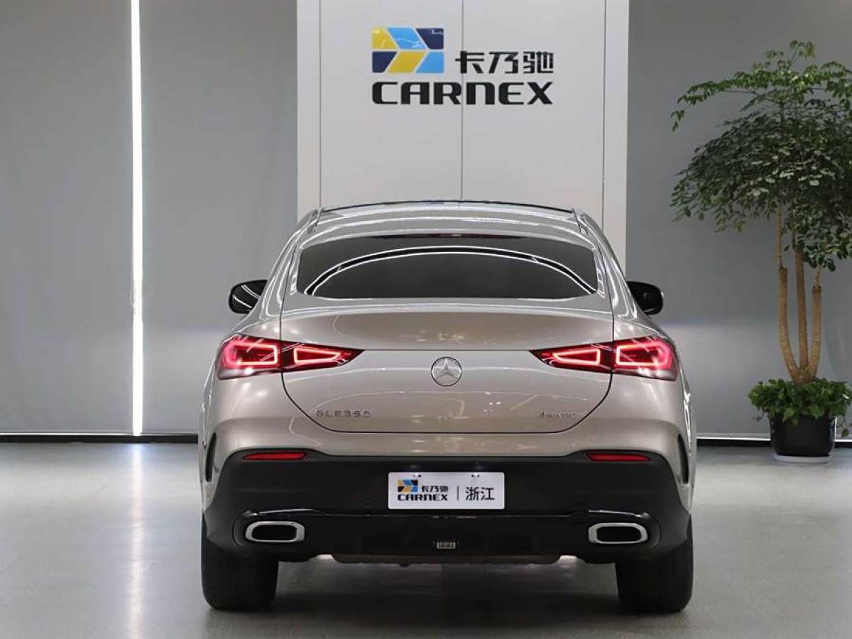 奔驰 奔驰GLE轿跑  2020款 GLE 350 4MATIC 轿跑SUV 豪华型图片