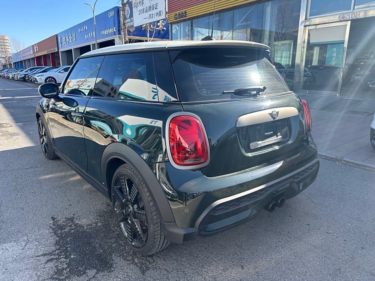 MINI MINI  2023款 2.0T COOPER S 執(zhí)迷版圖片