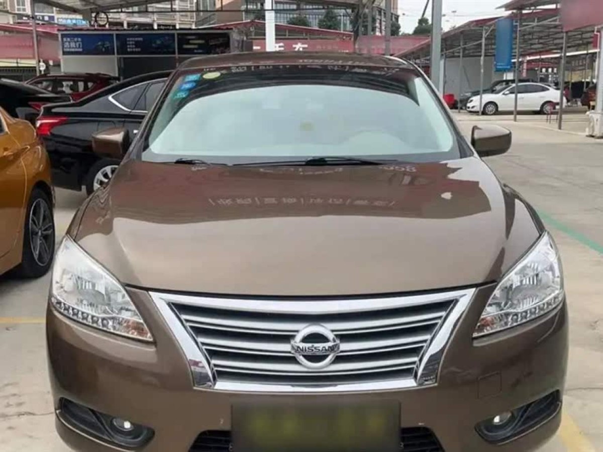 日產(chǎn) 軒逸  2012款 經(jīng)典 1.6XL 手動豪華版圖片