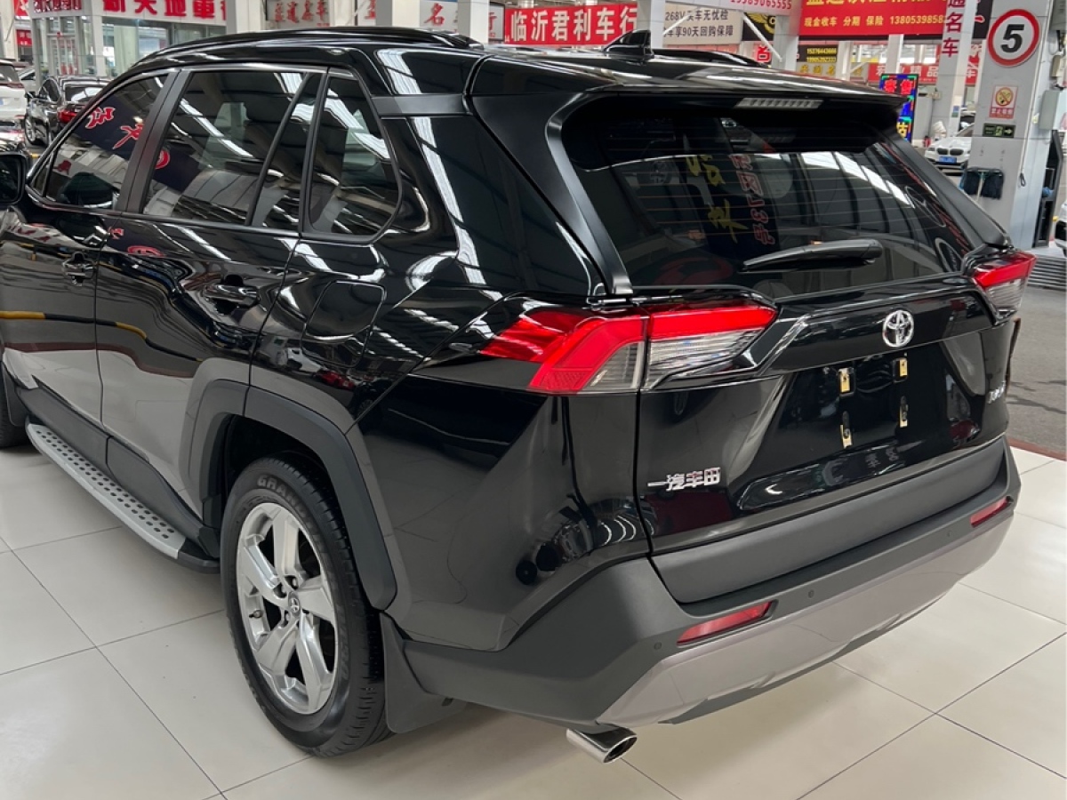 豐田 RAV4榮放  2022款 2.0L CVT兩驅(qū)風(fēng)尚版圖片