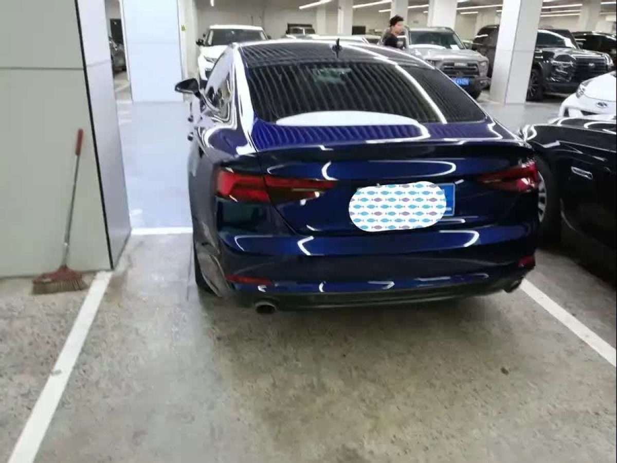 奧迪 奧迪A5  2019款 Sportback 40 TFSI 時(shí)尚型圖片