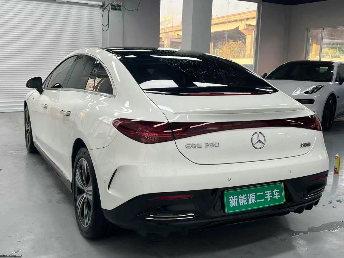 奔馳 奔馳EQE SUV  2023款 350 4MATIC 豪華版圖片