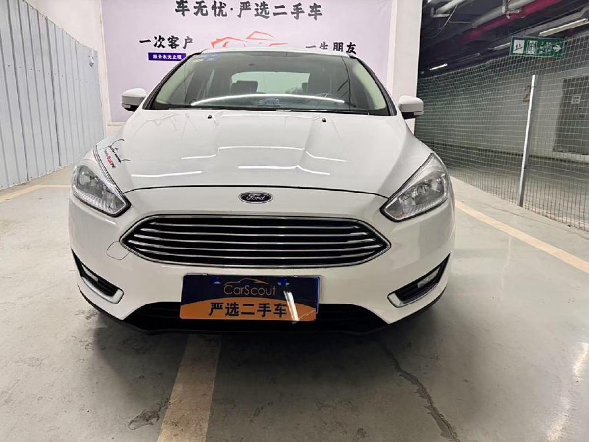 福特 福克斯  2017款 三廂 EcoBoost 180 自動(dòng)精英型圖片