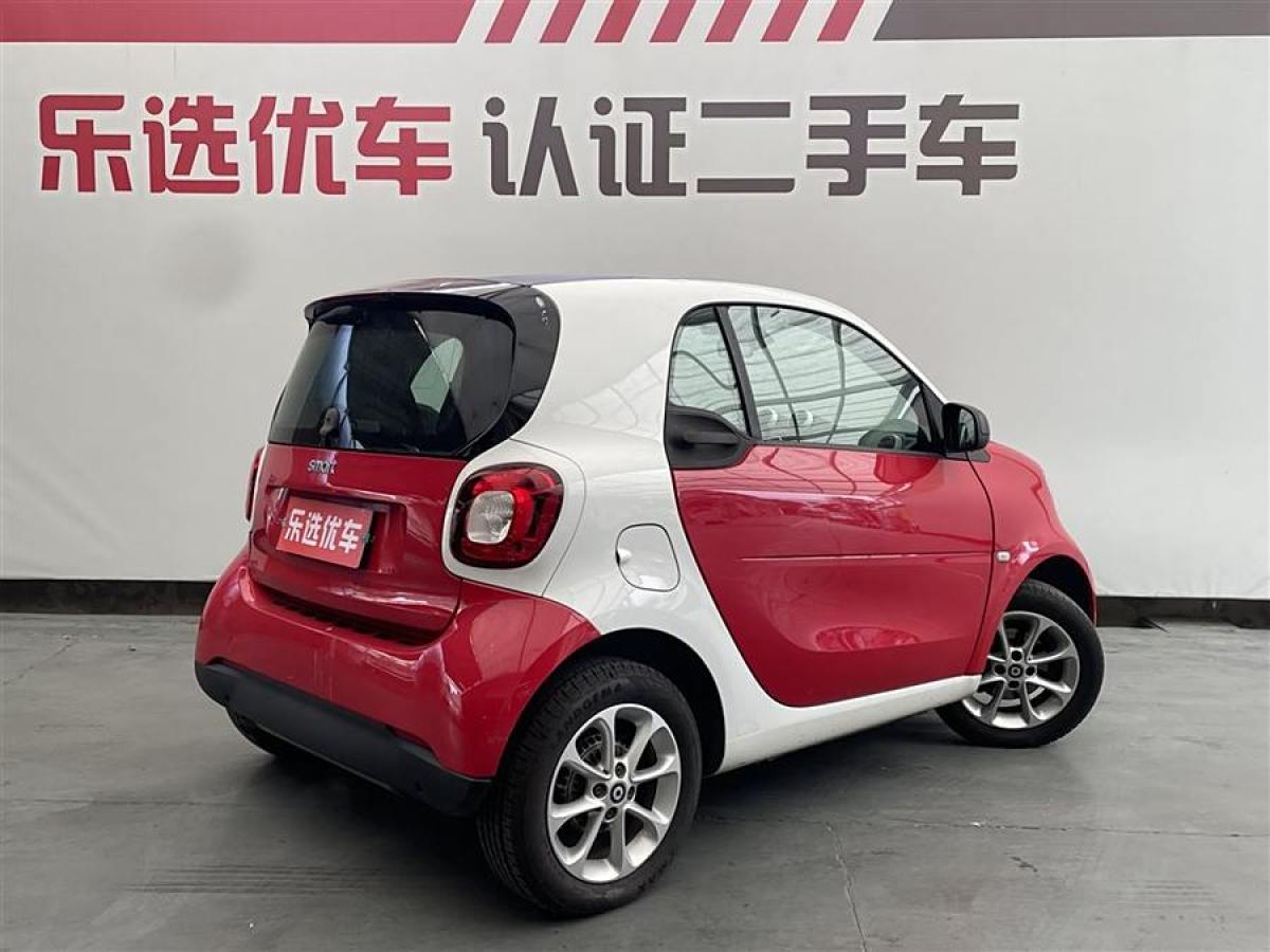 smart fortwo  2015款 1.0L 52千瓦硬頂靈動(dòng)版圖片