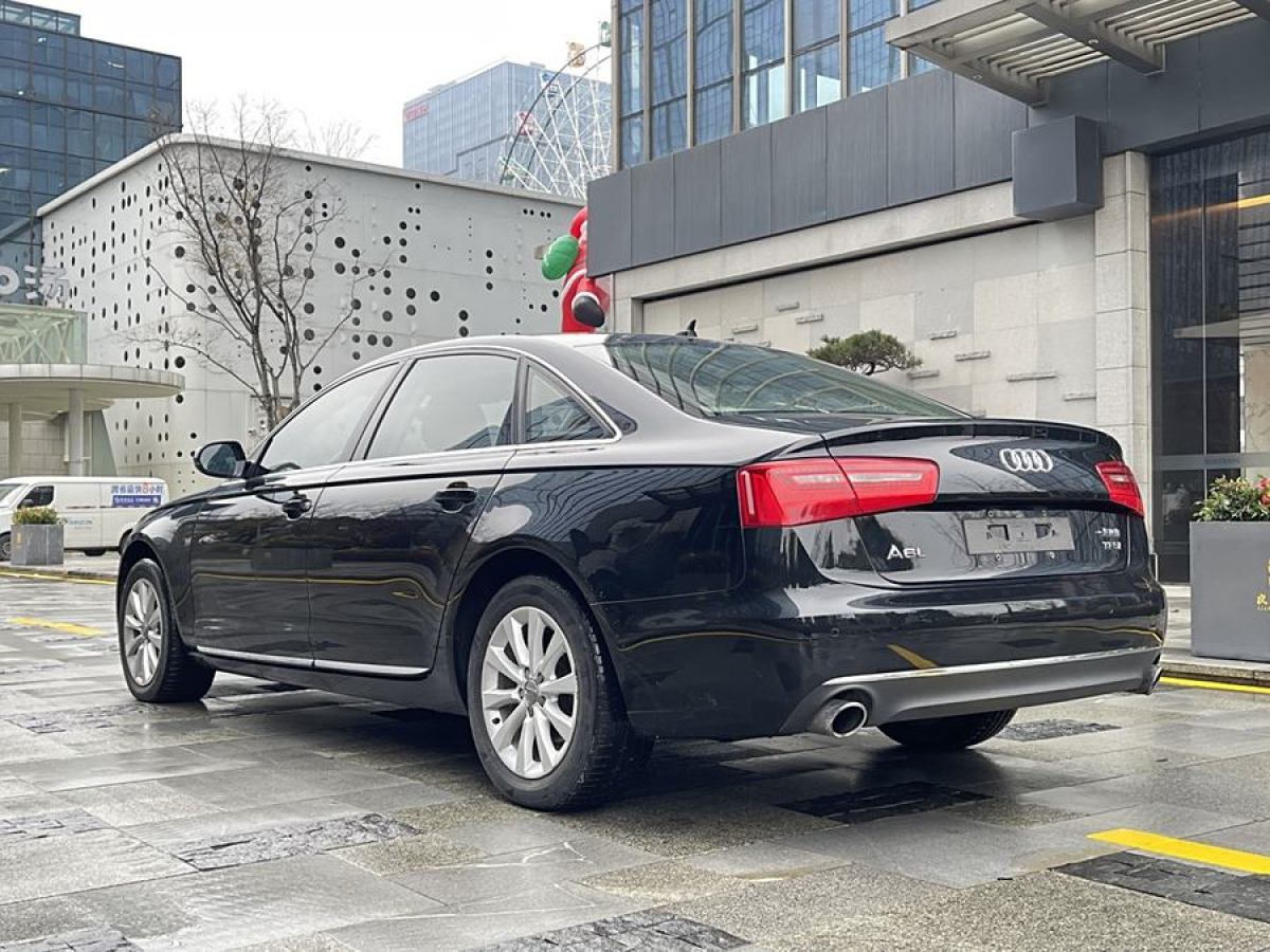 奧迪 奧迪A6L  2012款 TFSI 標(biāo)準(zhǔn)型圖片