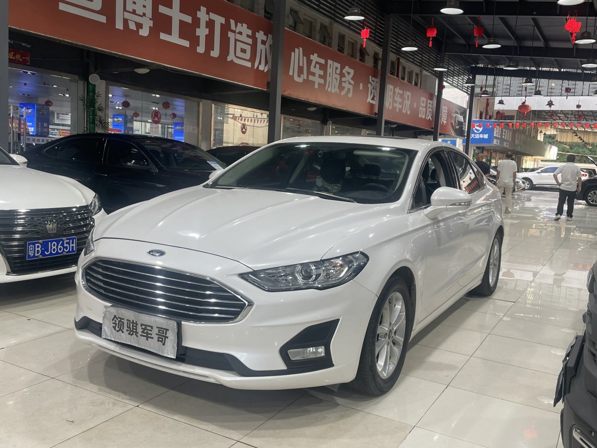 2021年10月福特 蒙迪歐  2020款 EcoBoost 180 時(shí)尚型