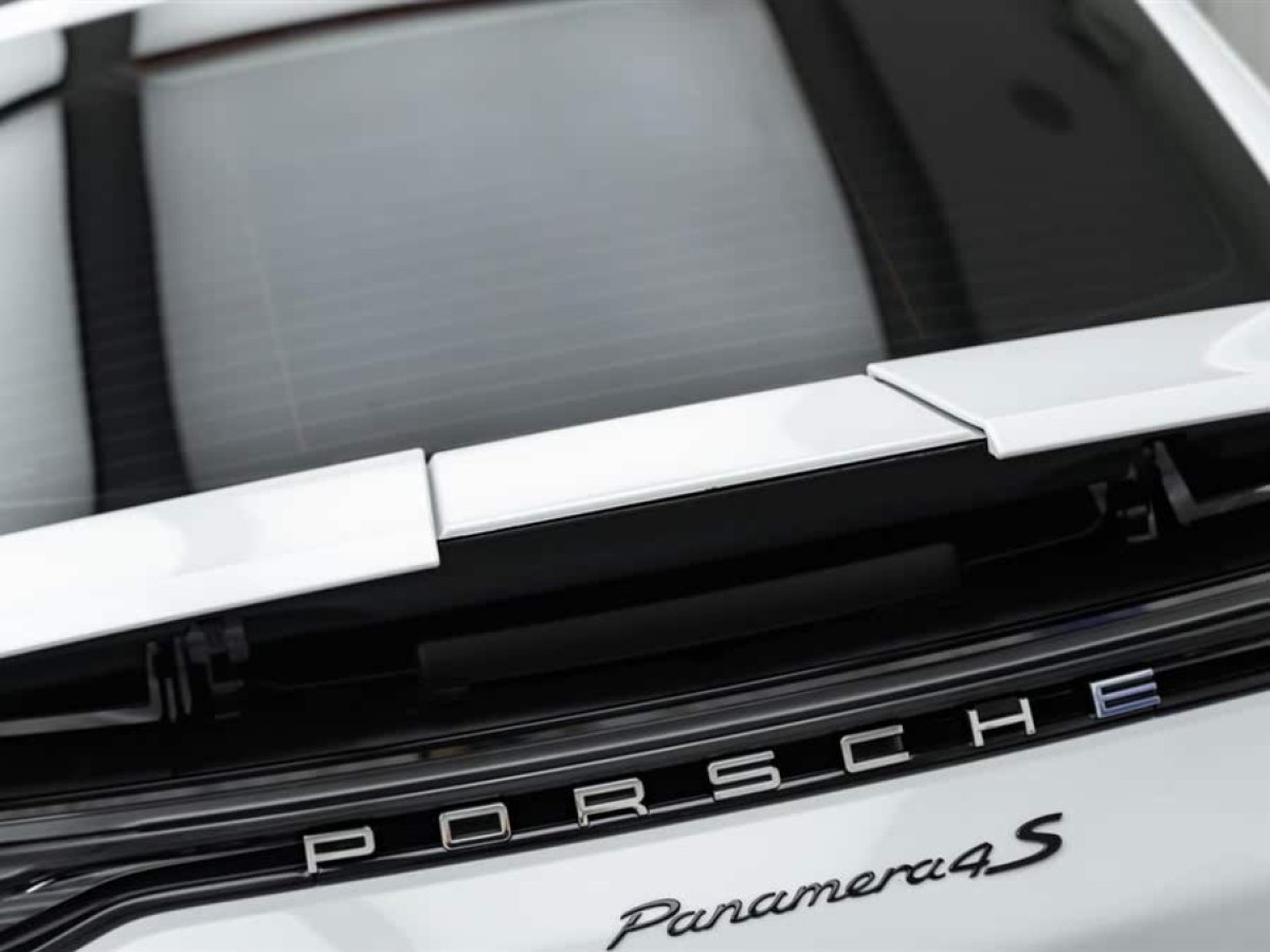 保時(shí)捷 Panamera  2023款 Panamera 行政加長版 2.9T圖片