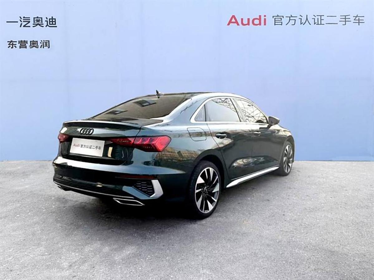 奧迪 奧迪A3  2023款 A3L Limousine 35 TFSI 時(shí)尚運(yùn)動(dòng)型圖片