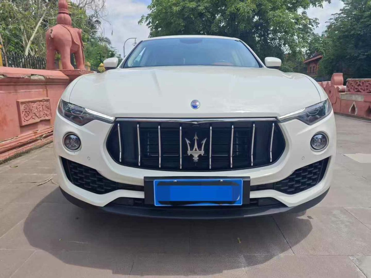 瑪莎拉蒂 Levante  2018款 3.0T 經(jīng)典版圖片