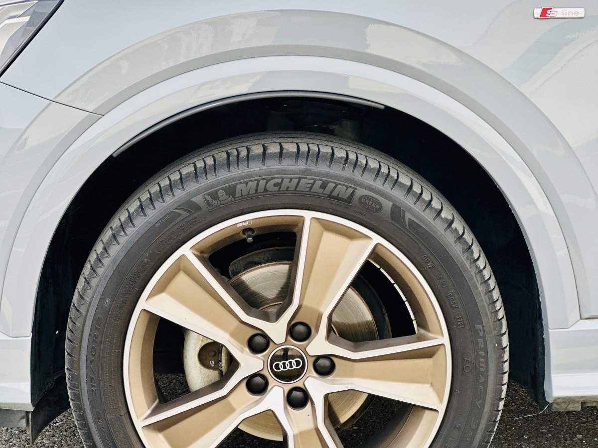 奧迪 奧迪Q2L  2024款 改款 35TFSI 進取動感型圖片