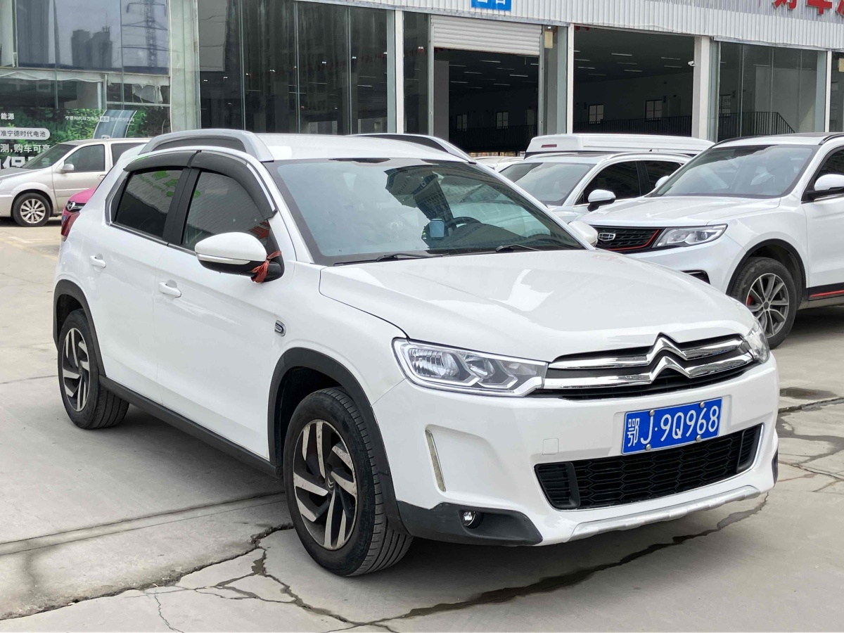 雪鐵龍 C3-XR  2015款 1.6L 手動(dòng)先鋒型圖片