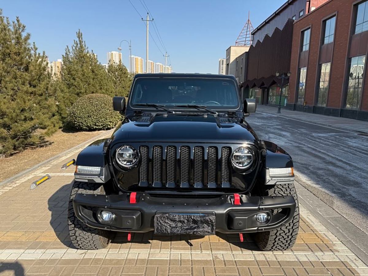 Jeep 牧馬人  2019款 2.0T Sahara 四門版 國(guó)VI圖片