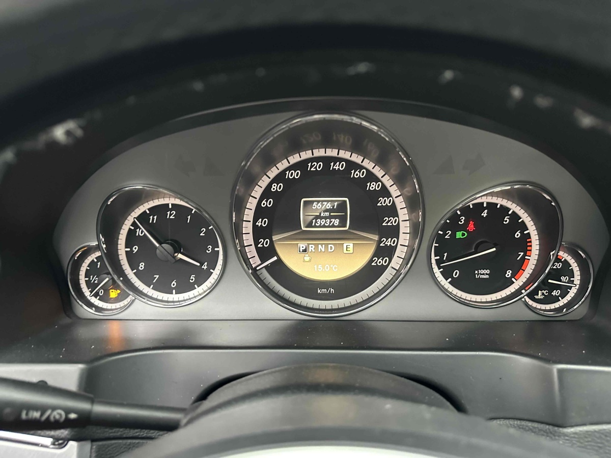 奔驰 奔驰E级  2012款 E 260 CGI Coupe图片