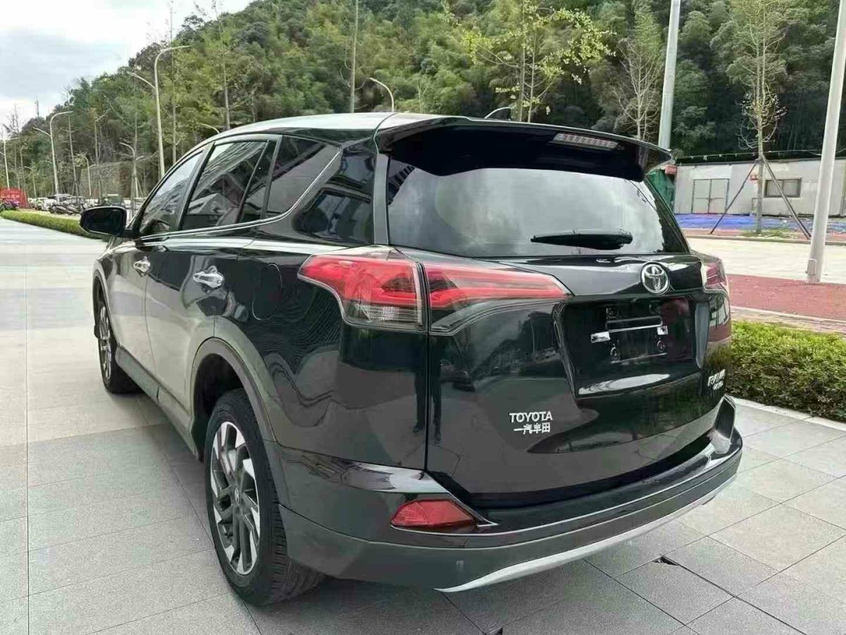 豐田 RAV4榮放 圖片