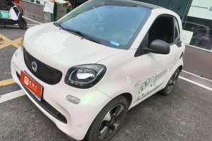 fortwo smart 1.0L 52千瓦硬頂激情版