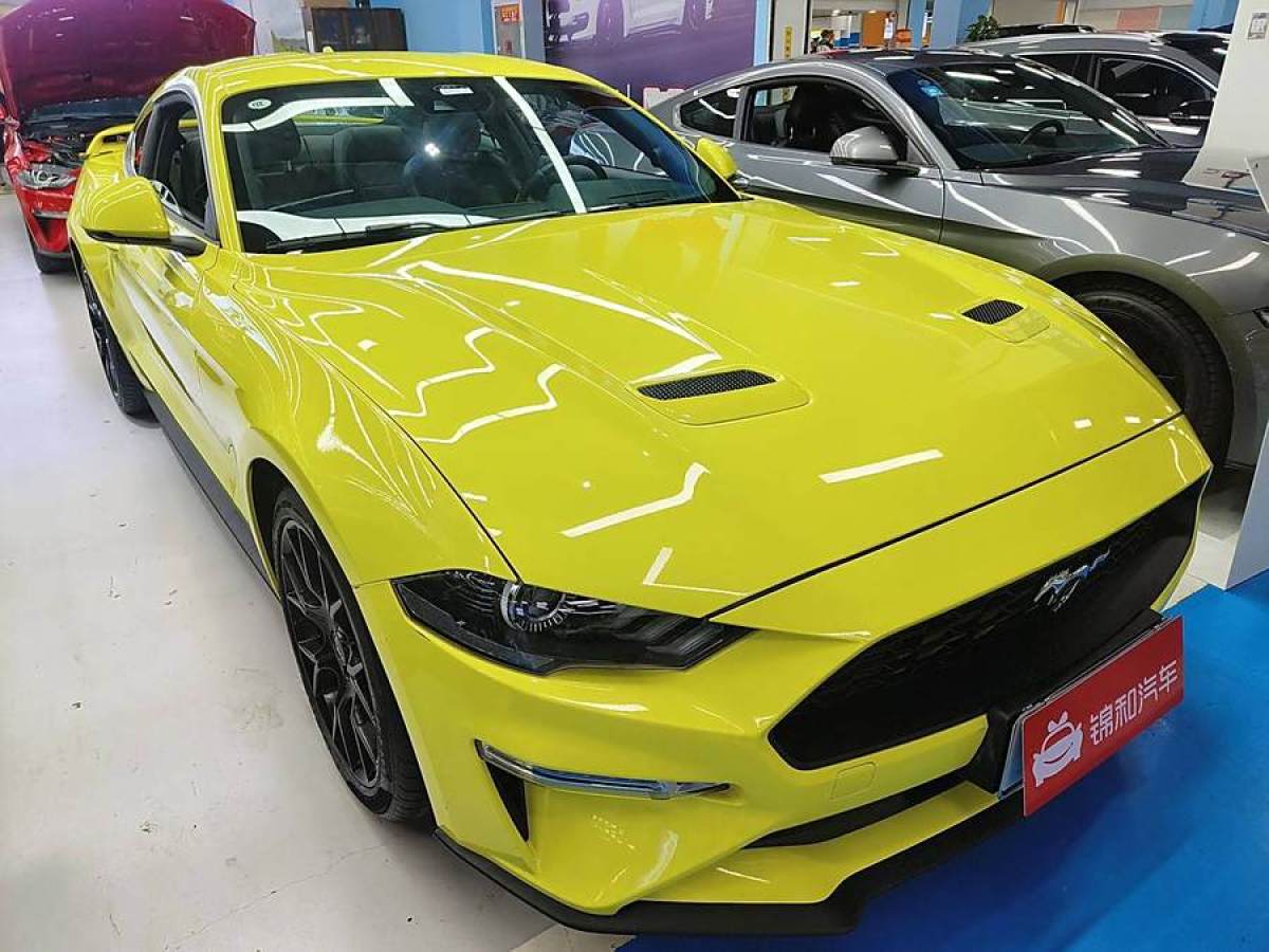 福特 Mustang  2021款 2.3L EcoBoost 掠光復(fù)刻限量版圖片