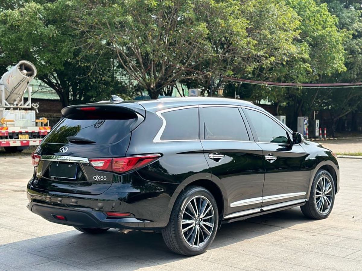 2019年1月英菲尼迪 QX60  2018款 2.5T Hybrid 四驅(qū)冠軍家庭版