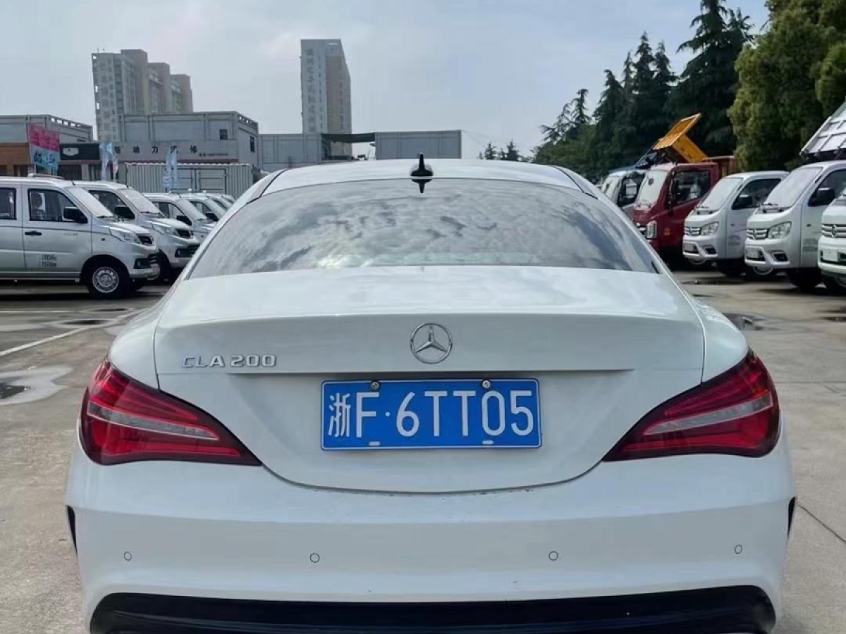 奔馳 奔馳CLA級  2018款 CLA 200 時尚型圖片