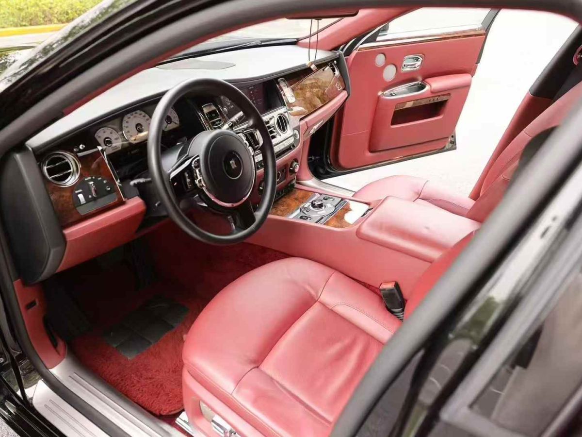 勞斯萊斯 古思特  2012款 6.6T 加長(zhǎng)版圖片