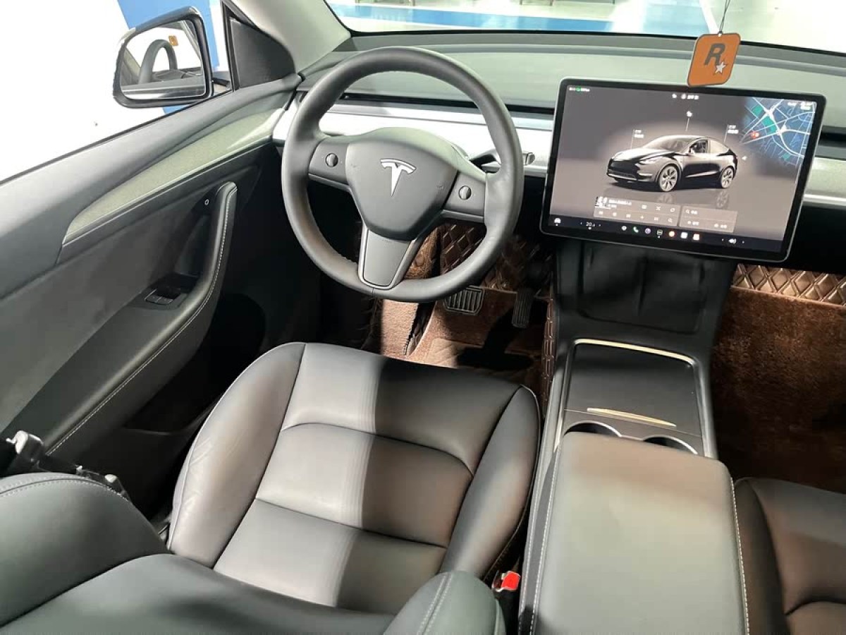 特斯拉 Model Y  2023款 后輪驅(qū)動版圖片