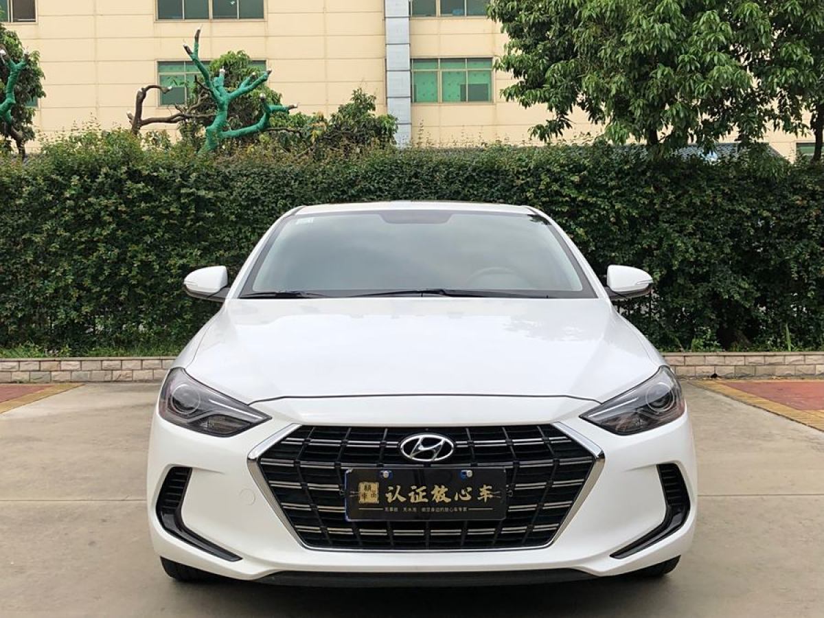 現(xiàn)代 領(lǐng)動  2020款 1.5L CVT智炫?精英型圖片