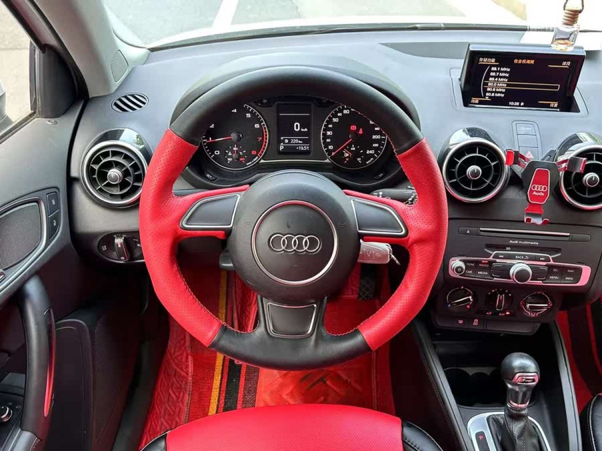 奧迪 奧迪A1  2016款 30 TFSI Sportback Design風(fēng)尚版圖片