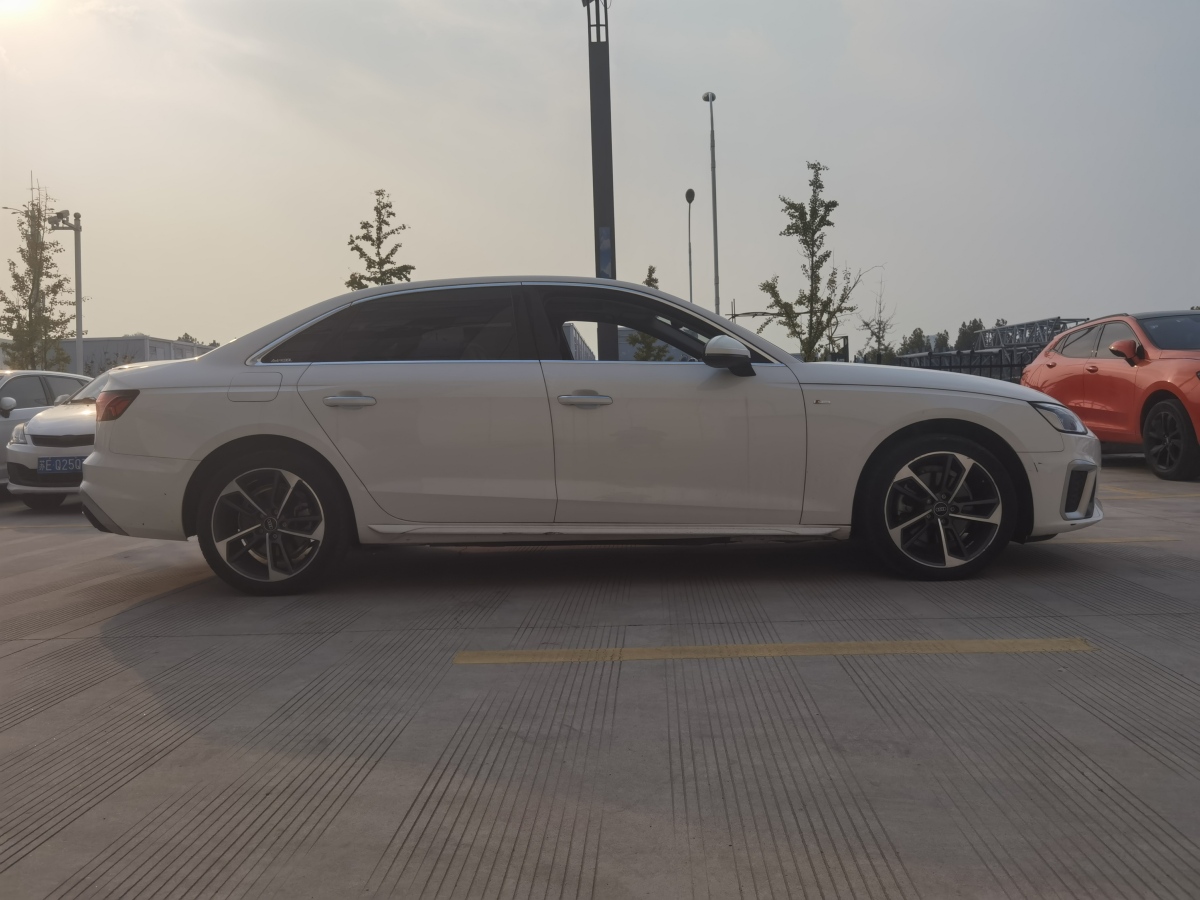 奧迪 奧迪A4L  2022款 40 TFSI 時尚動感型圖片