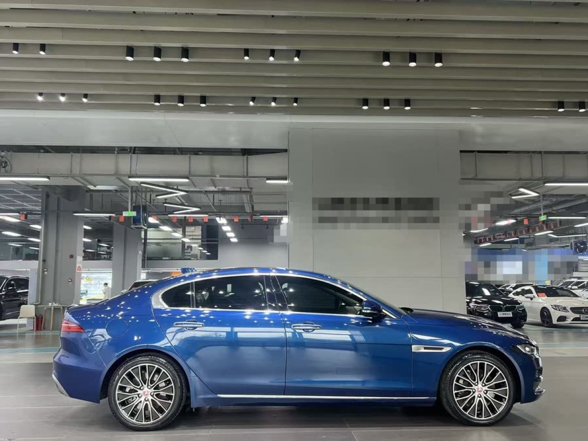 捷豹 XEL  2021款 2.0T 250PS R-DYNAMIC S進(jìn)取運(yùn)動(dòng)版圖片
