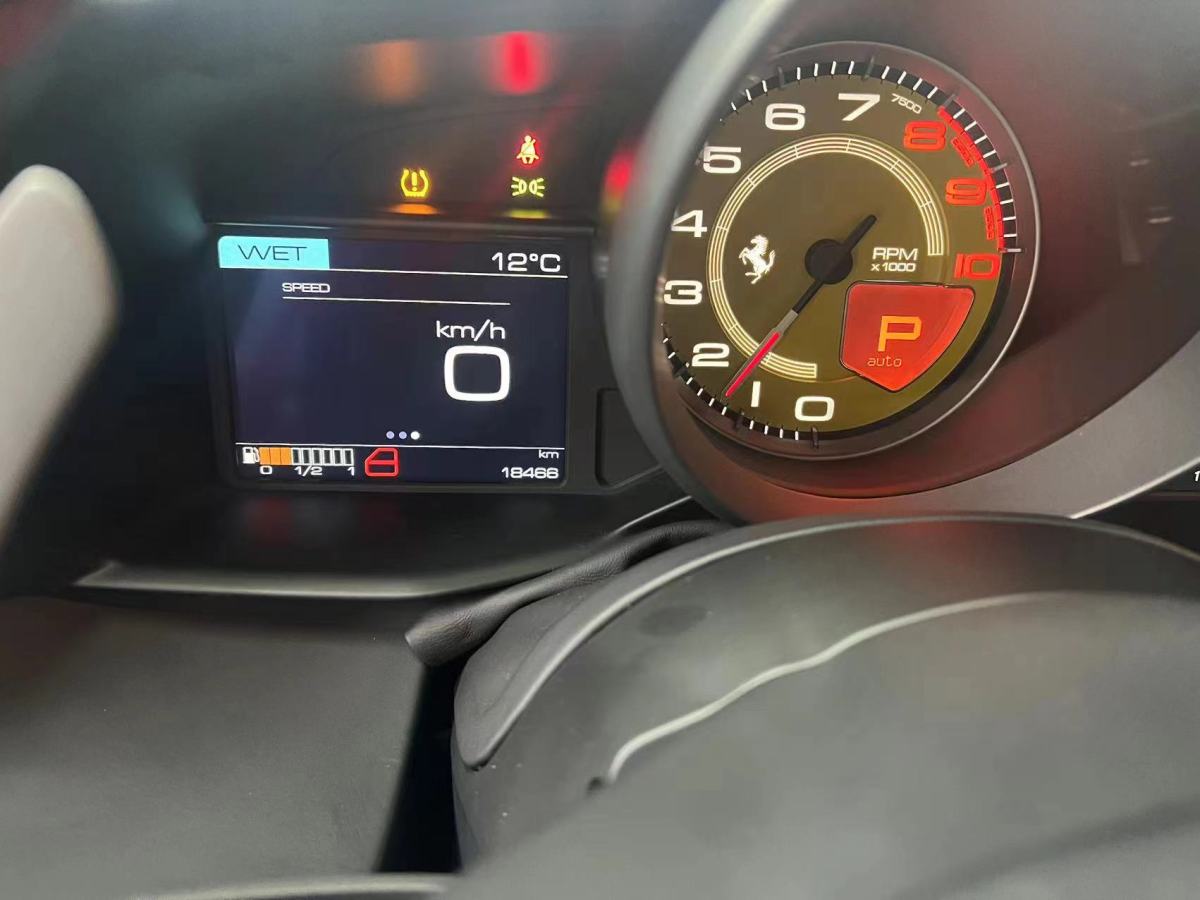 2018年5月法拉利 488  2015款 488 GTB