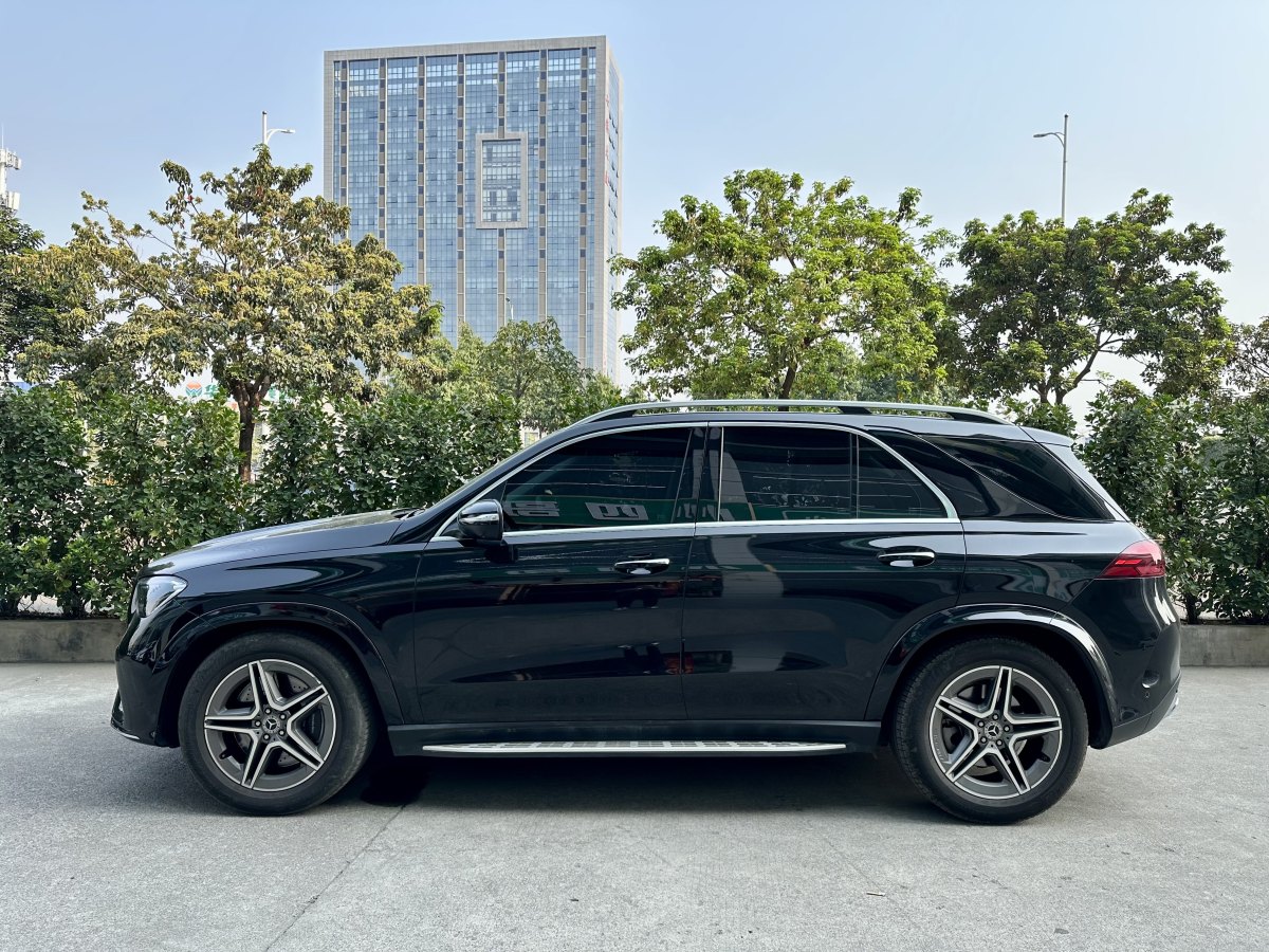 奔馳 奔馳GLE  2024款 GLE 450 4MATIC 時(shí)尚型圖片