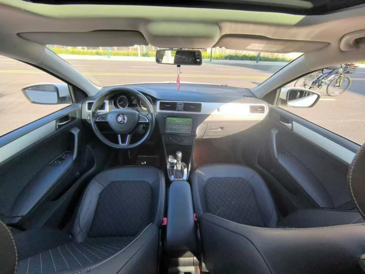 大眾 途安  2018款 L 330TSI DSG豪華版圖片