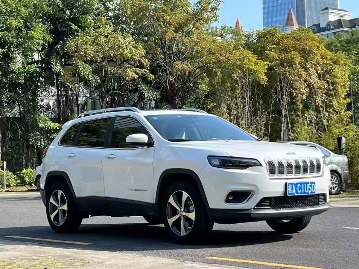 Jeep 自由光  2020款 2.0L 兩驅(qū)安全升級版圖片