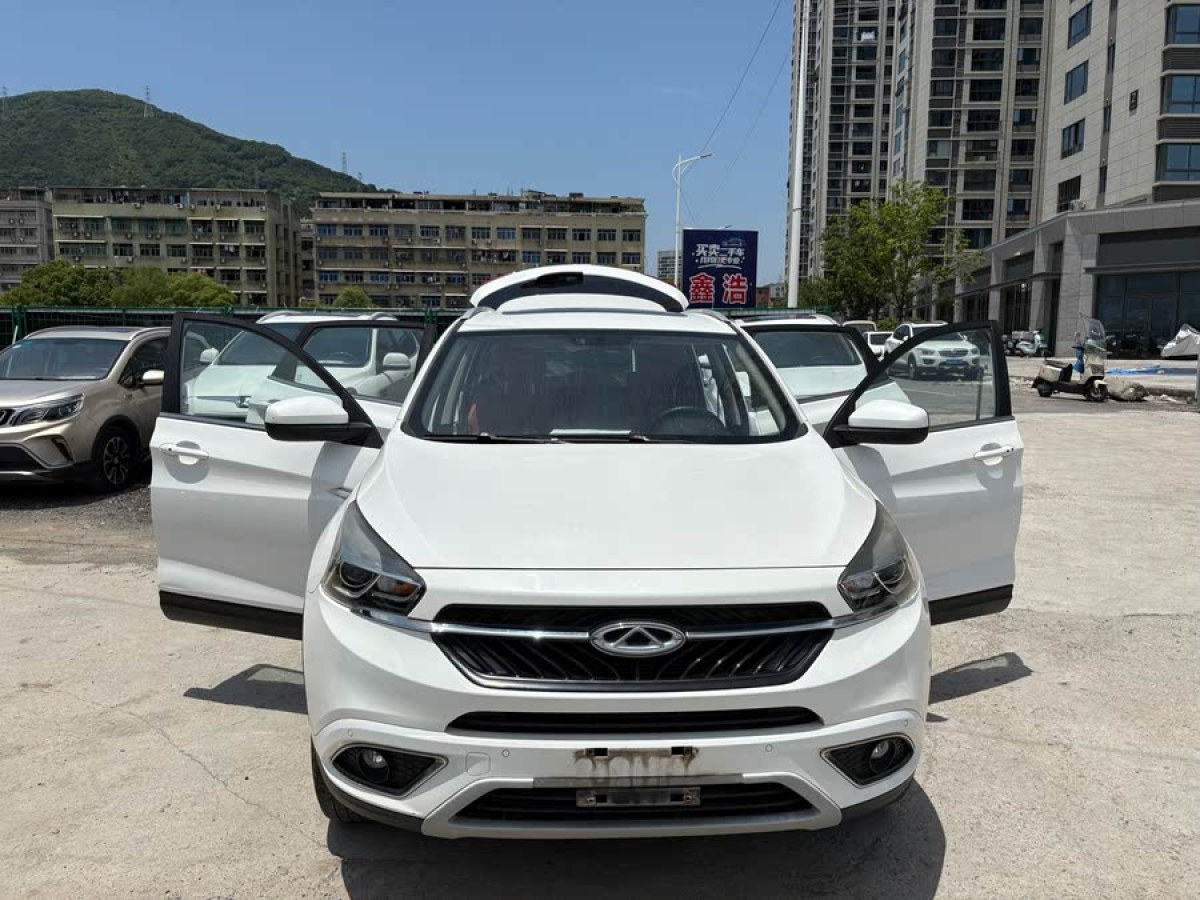 奇瑞 瑞虎7  2016款 2.0L CVT耀目版圖片