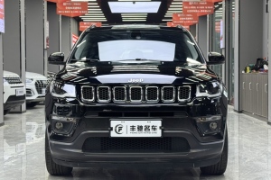 指南者 Jeep 220T 自動(dòng)領(lǐng)先版