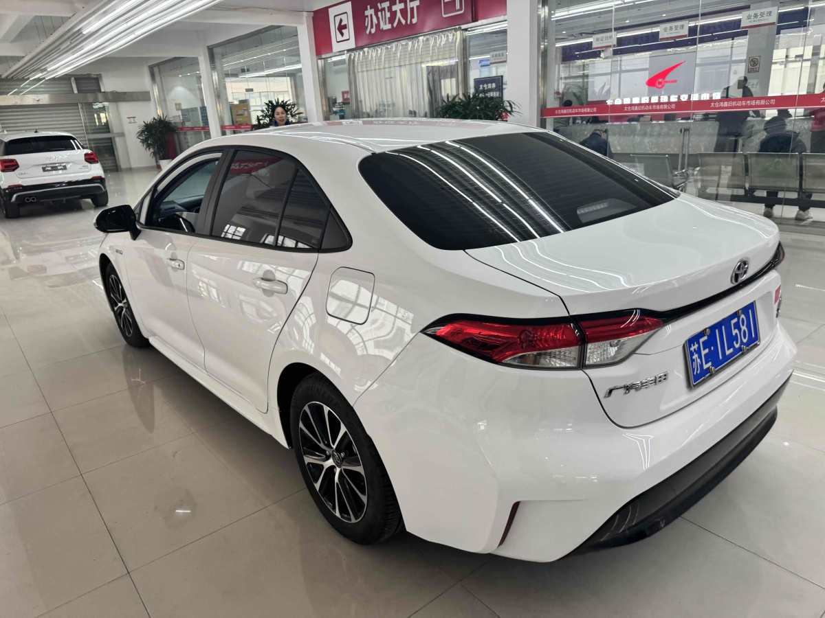 豐田 雷凌  2023款 智能電混雙擎 1.8L 豪華版圖片