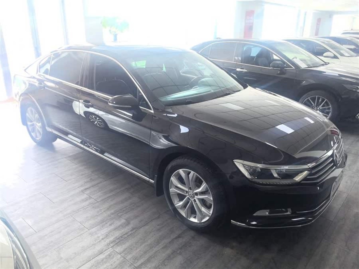 大眾 邁騰  2018款 改款 330TSI DSG 豪華型圖片