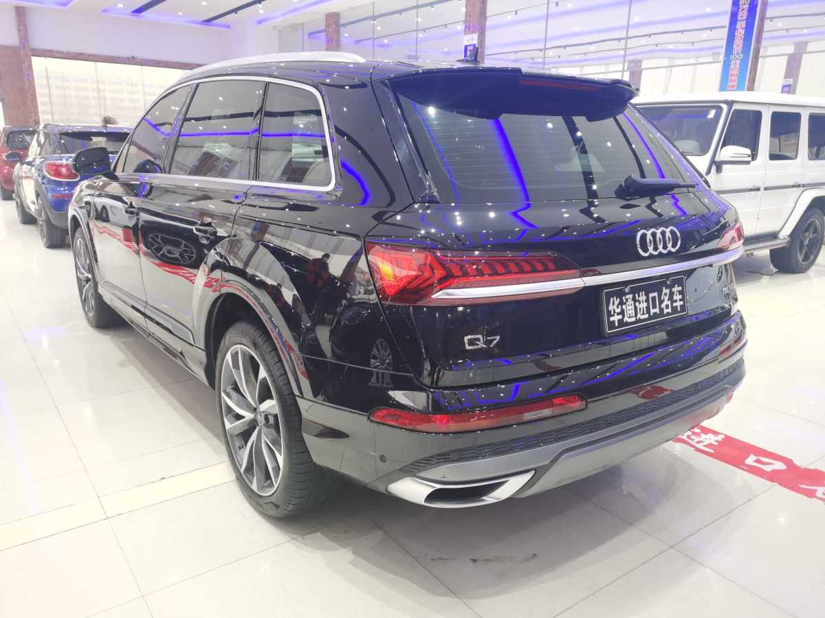 奧迪 奧迪q7 2023款 55 tfsi quattro s line運動型圖片