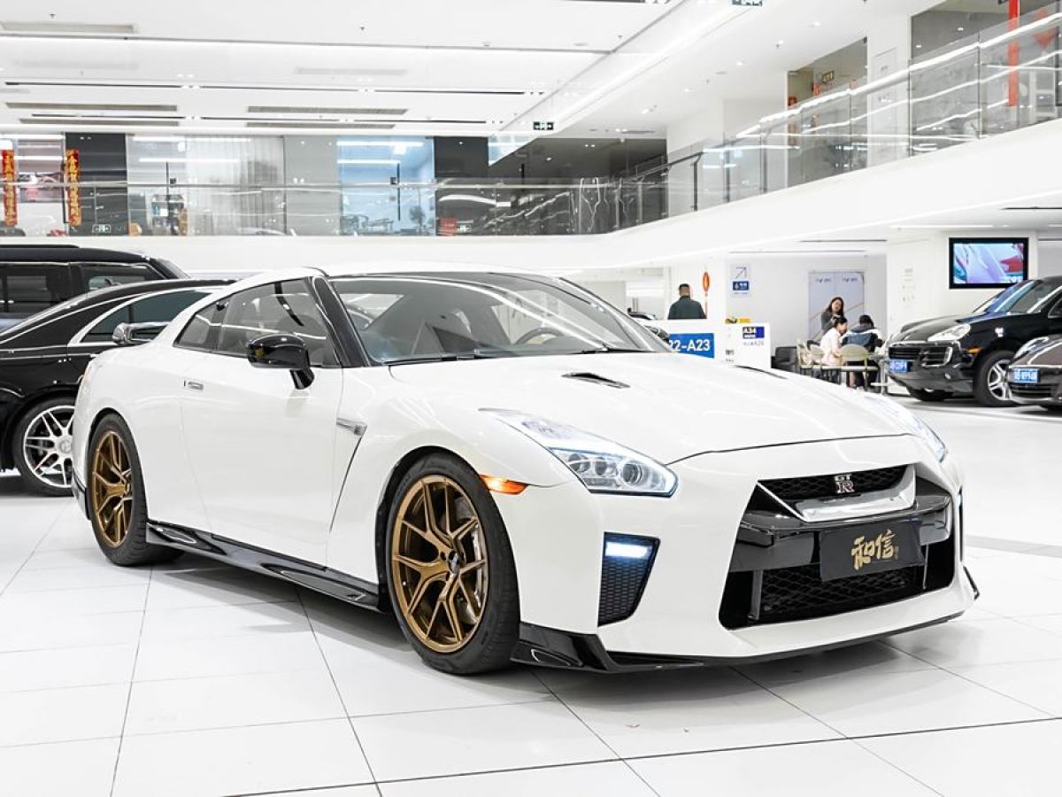 日產(chǎn) GT-R  2013款 3.8T Premium Edition圖片