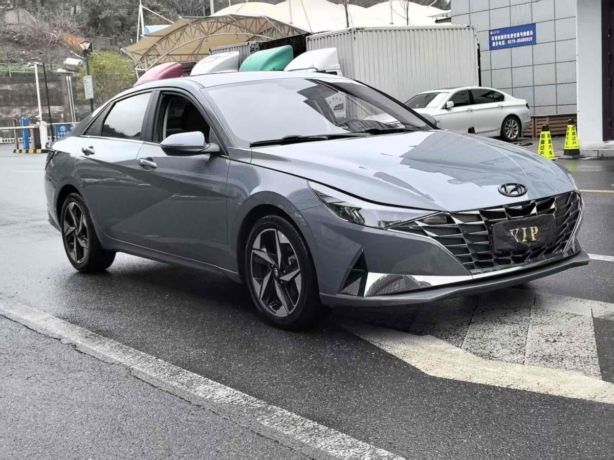 現(xiàn)代 伊蘭特  2022款 1.5L CVT GLX精英版圖片