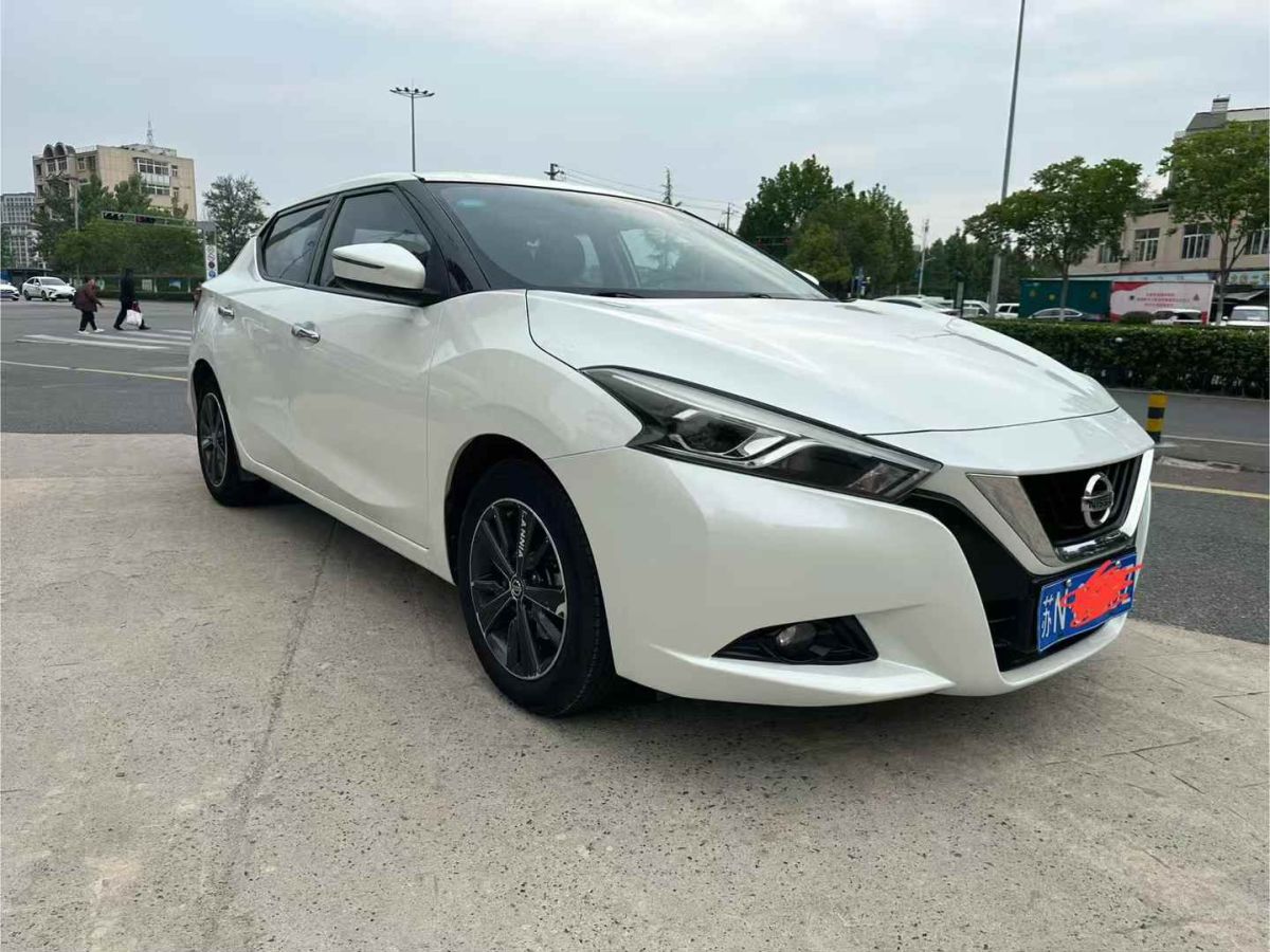 日產(chǎn) LANNIA 藍(lán)鳥  2018款 1.6L CVT智酷潮音版圖片