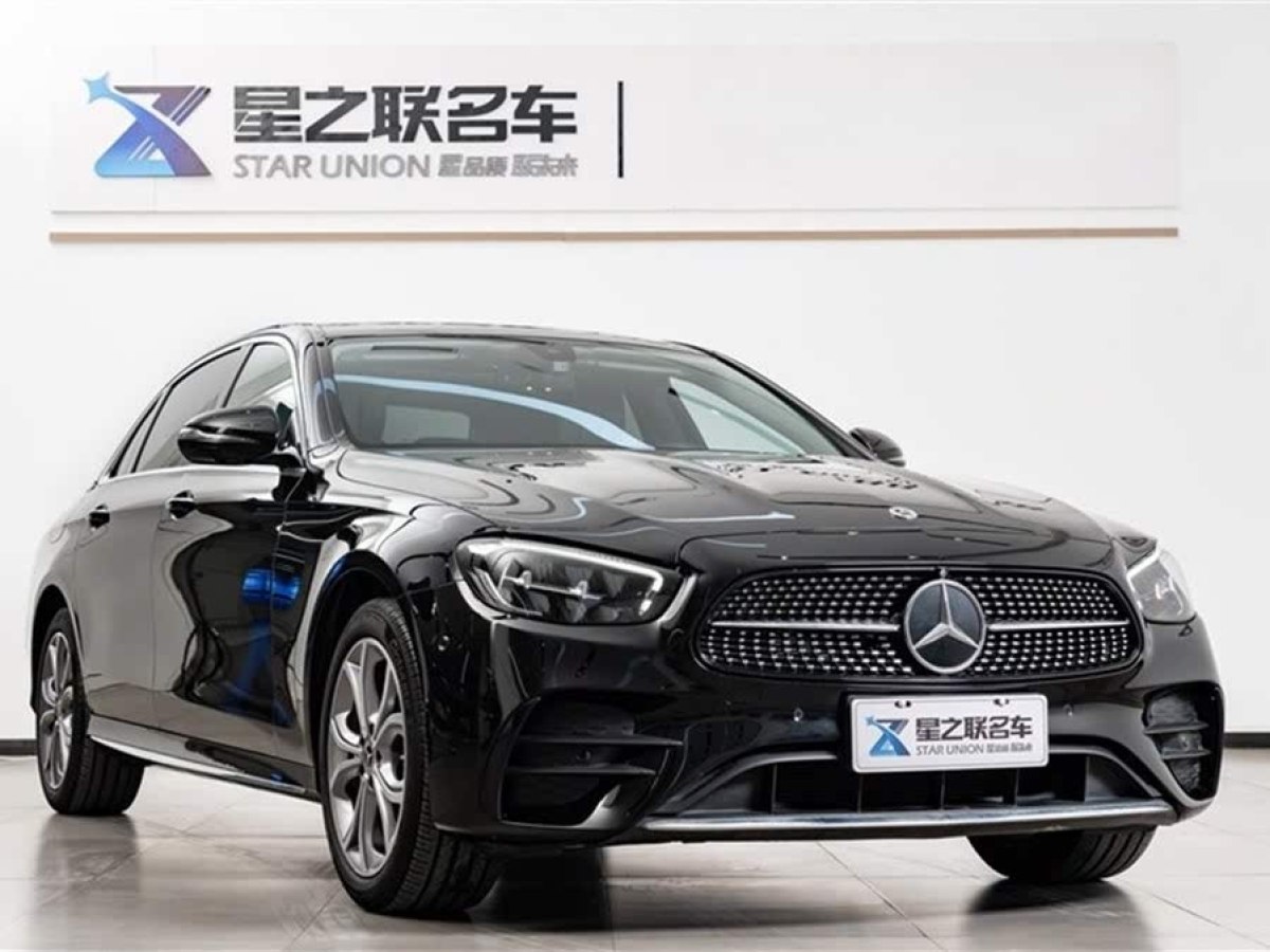 奔馳 奔馳E級  2021款 改款 E 300 L 運動時尚型圖片
