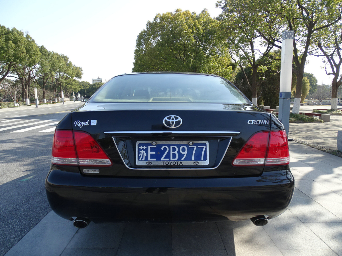 豐田 皇冠  2005款 3.0L Royal E圖片