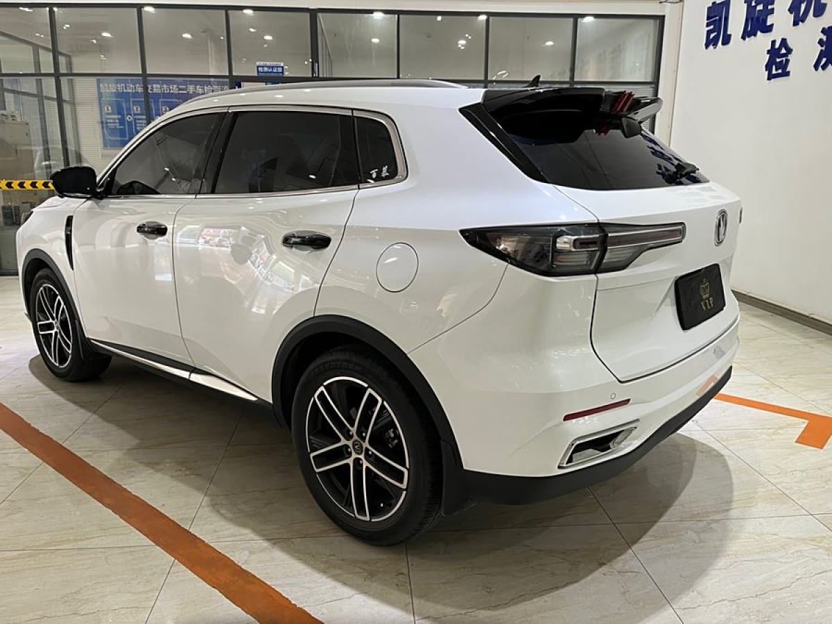 長(zhǎng)安 CS55 PLUS  2022款 第二代 1.5T DCT領(lǐng)航型圖片